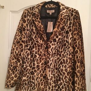 Leopard printed faux velvet jacket